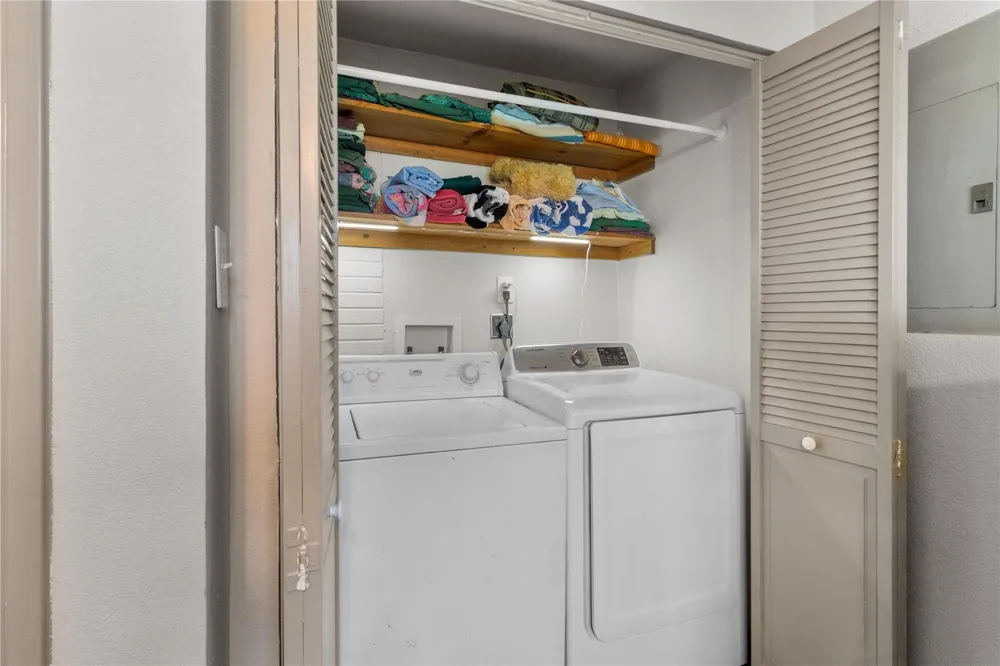 347 Bonito Lane Surfside Beach, TX 77541