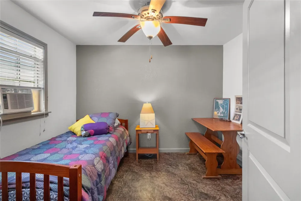 347 Bonito Lane Surfside Beach, TX 77541
