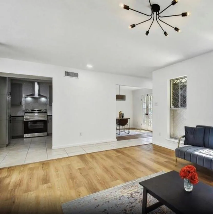 11821 Petal Drive San Antonio, TX 78216