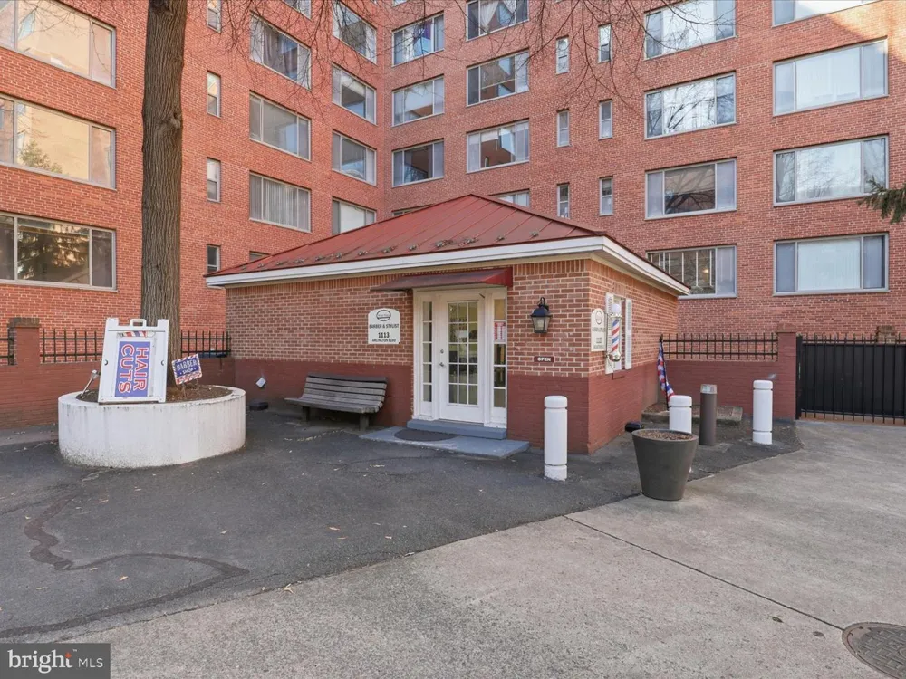 1021 ARLINGTON BOULEVARD #614 Arlington, VA 22209