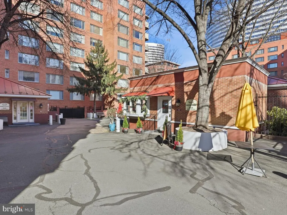 1021 ARLINGTON BOULEVARD #614 Arlington, VA 22209
