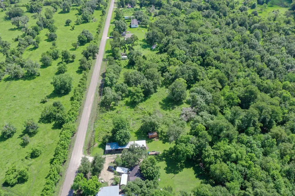 359 County Road 472 Sweeny, TX 77480