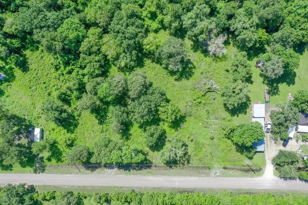 359 County Road 472 Sweeny, TX 77480