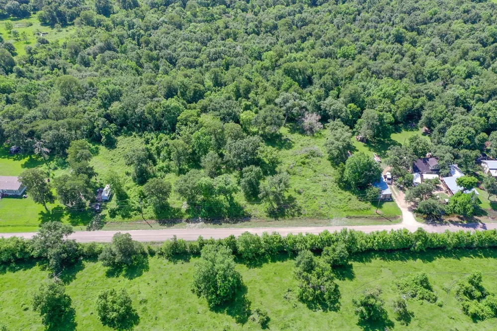 359 County Road 472 Sweeny, TX 77480