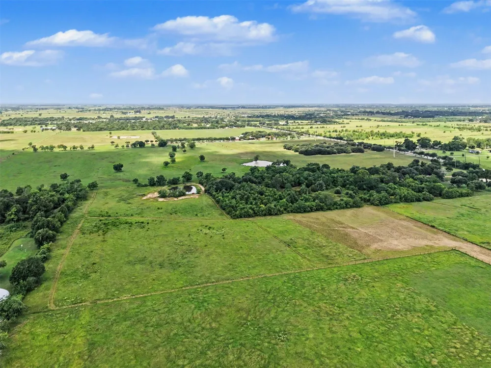 16819 Fm 362 Road Waller, TX 77484