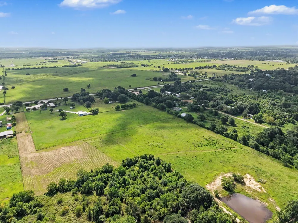 16819 Fm 362 Road Waller, TX 77484