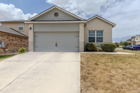 3118 Blantyre Bend