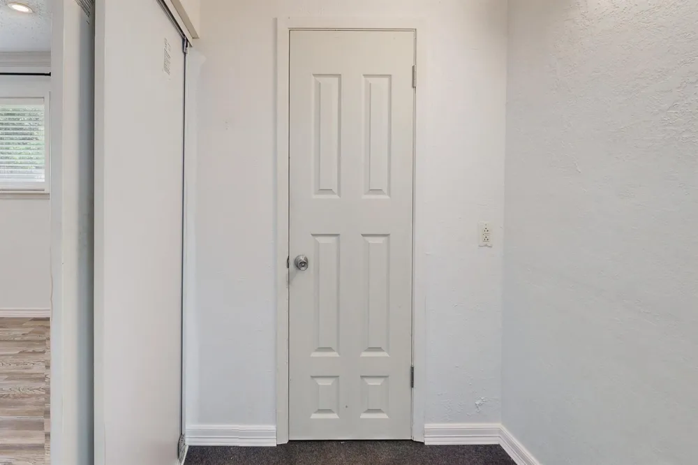 1817 Laura Lane College Station, TX 77840