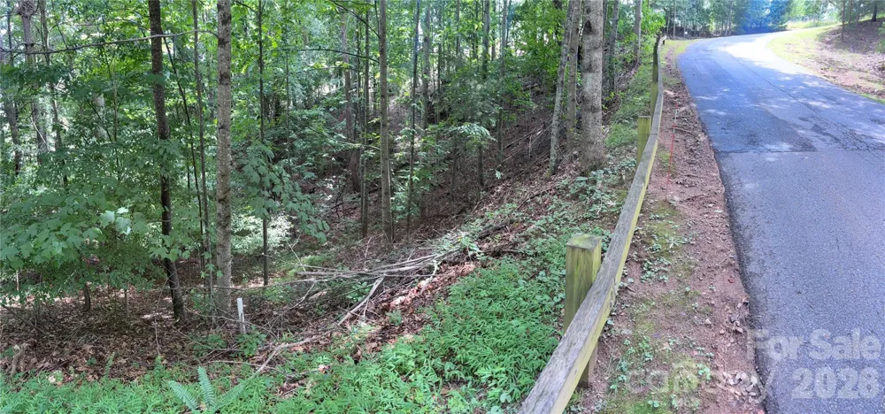 000 Barebridge Drive #13&15 Burnsville, NC 28714