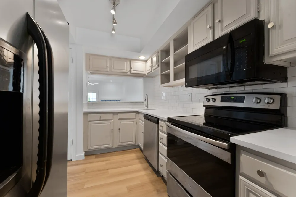 3635 Garden Brook Drive #10400 Farmers Branch, TX 75234