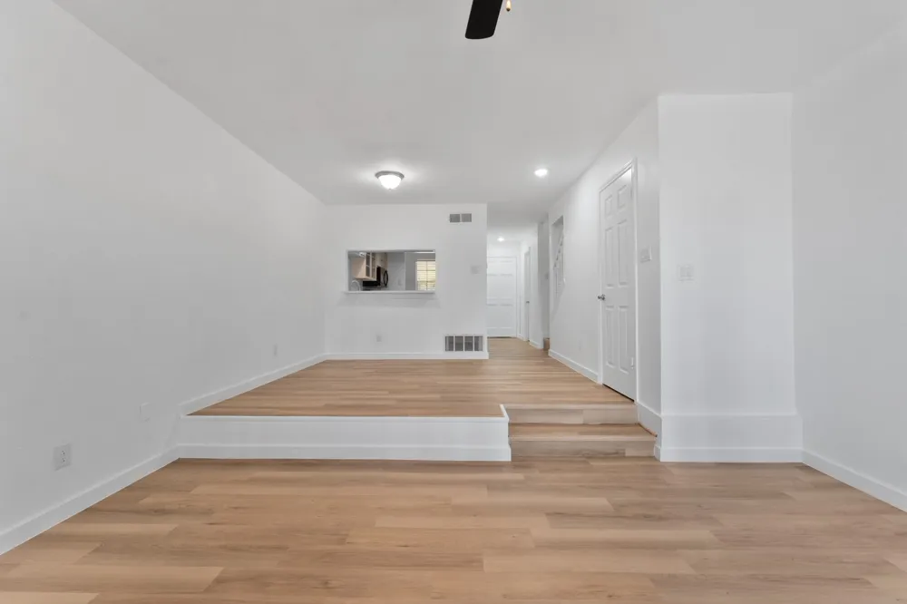 3635 Garden Brook Drive #10400 Farmers Branch, TX 75234