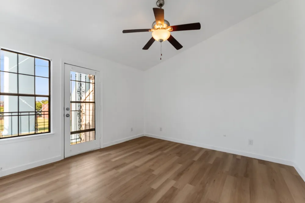 3635 Garden Brook Drive #10400 Farmers Branch, TX 75234