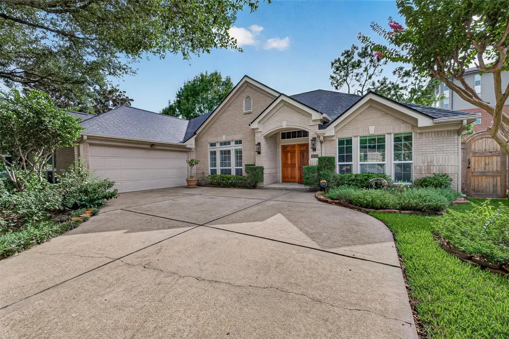 1438 Forest Home Drive Houston, TX 77077