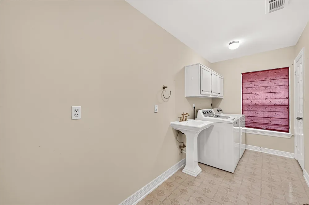1438 Forest Home Drive Houston, TX 77077