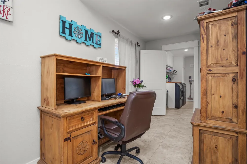 636 Campoli Road Etoile, TX 75944