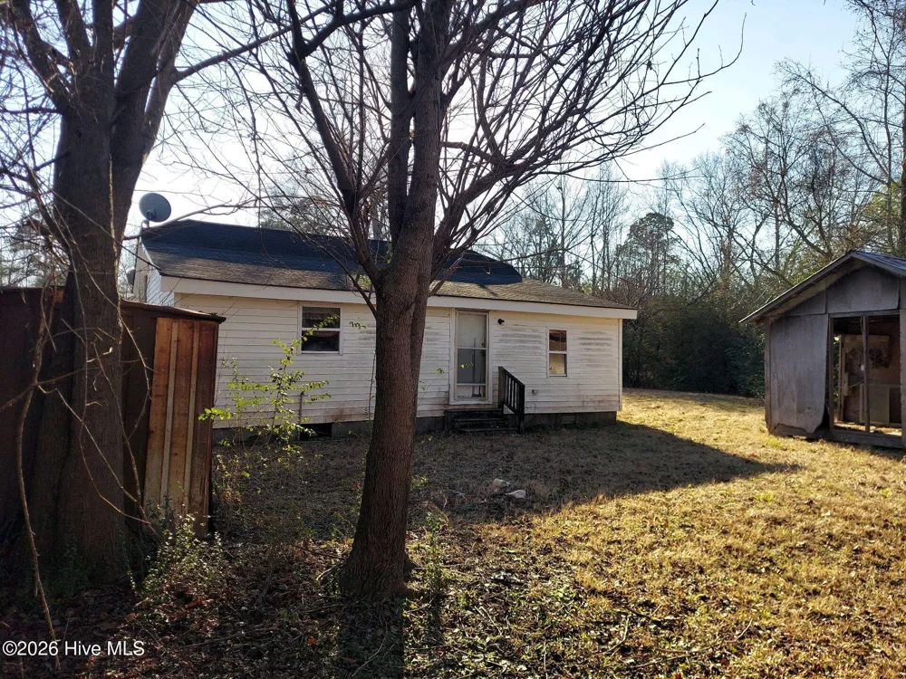 1132 4th Street Oak City, NC 27857
