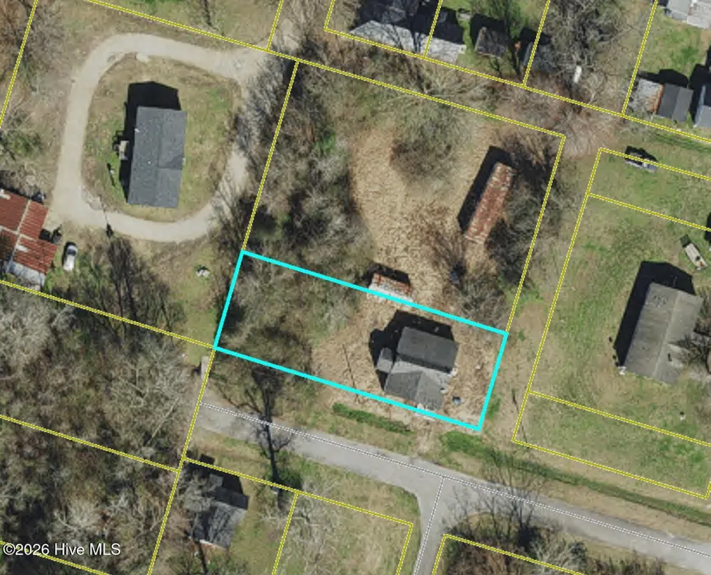 1132 4th Street Oak City, NC 27857