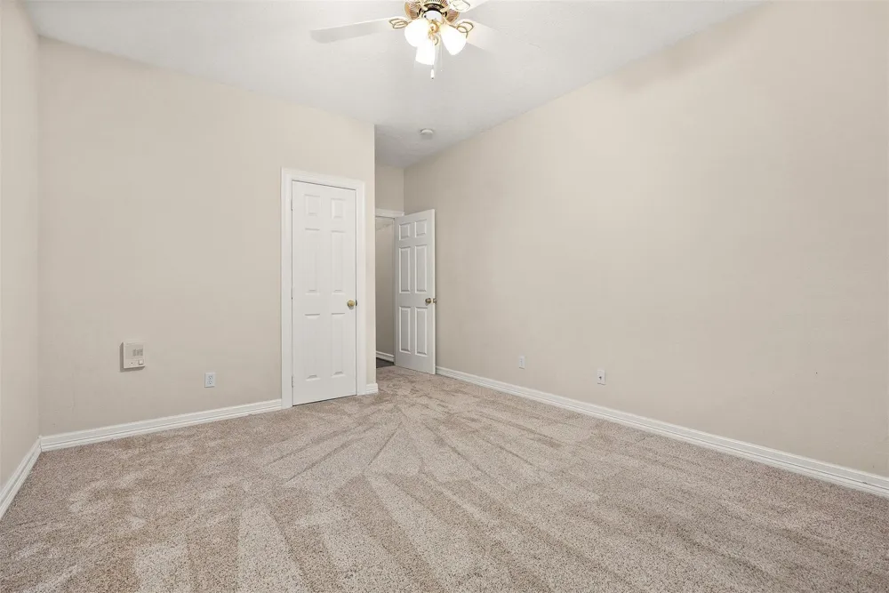 5122 Tidewater Court Pasadena, TX 77505