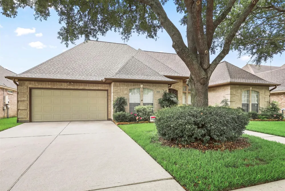 5122 Tidewater Court Pasadena, TX 77505