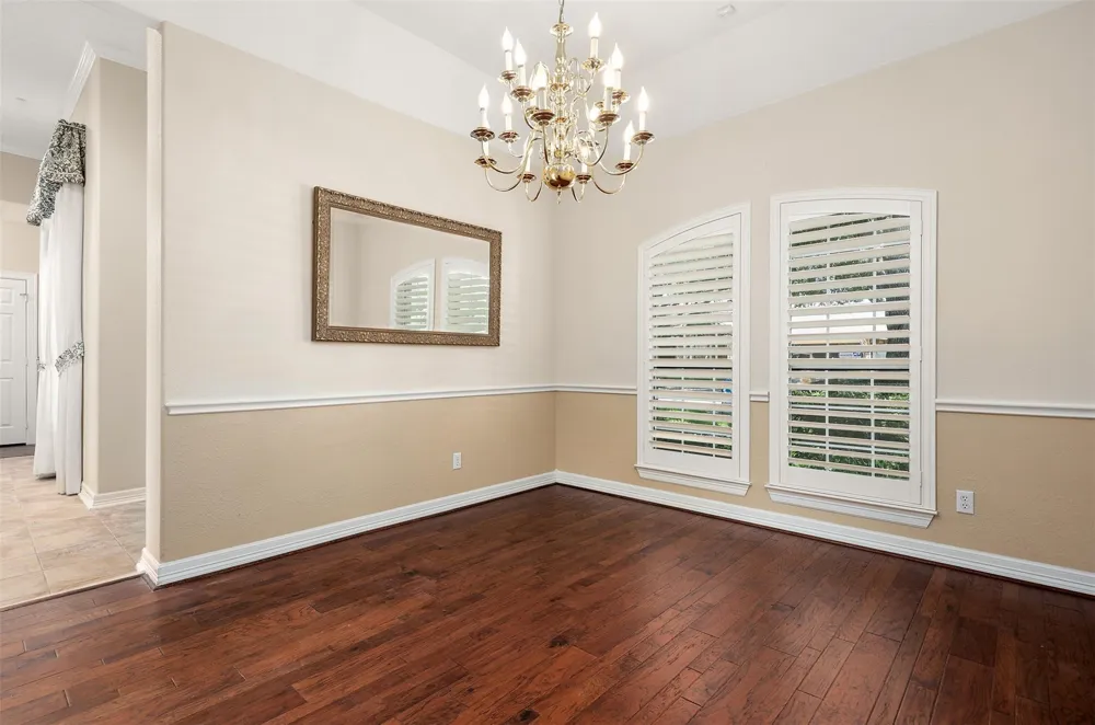 5122 Tidewater Court Pasadena, TX 77505