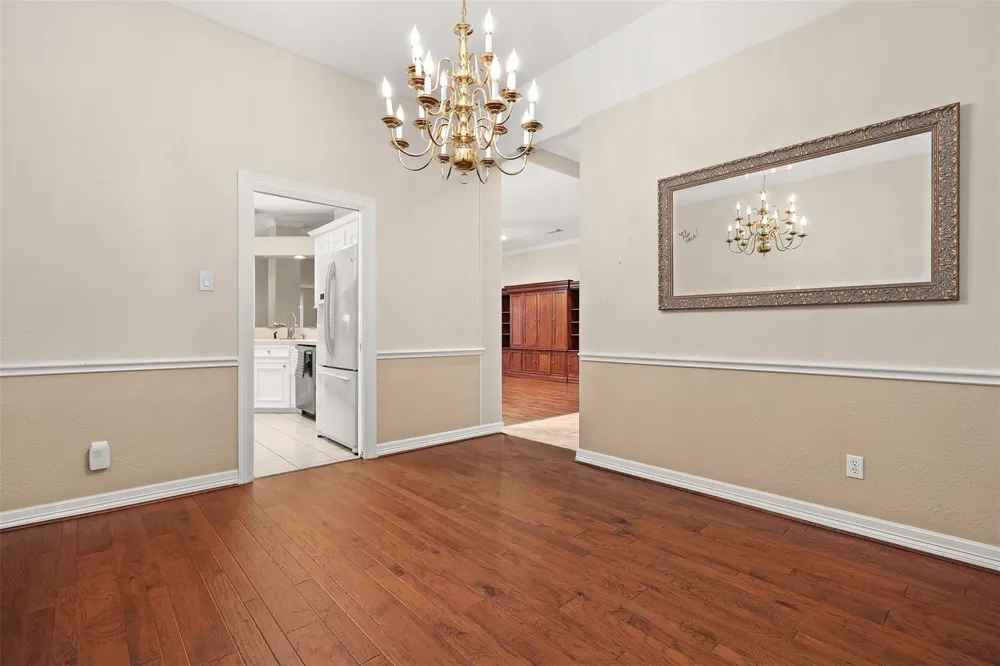 5122 Tidewater Court Pasadena, TX 77505