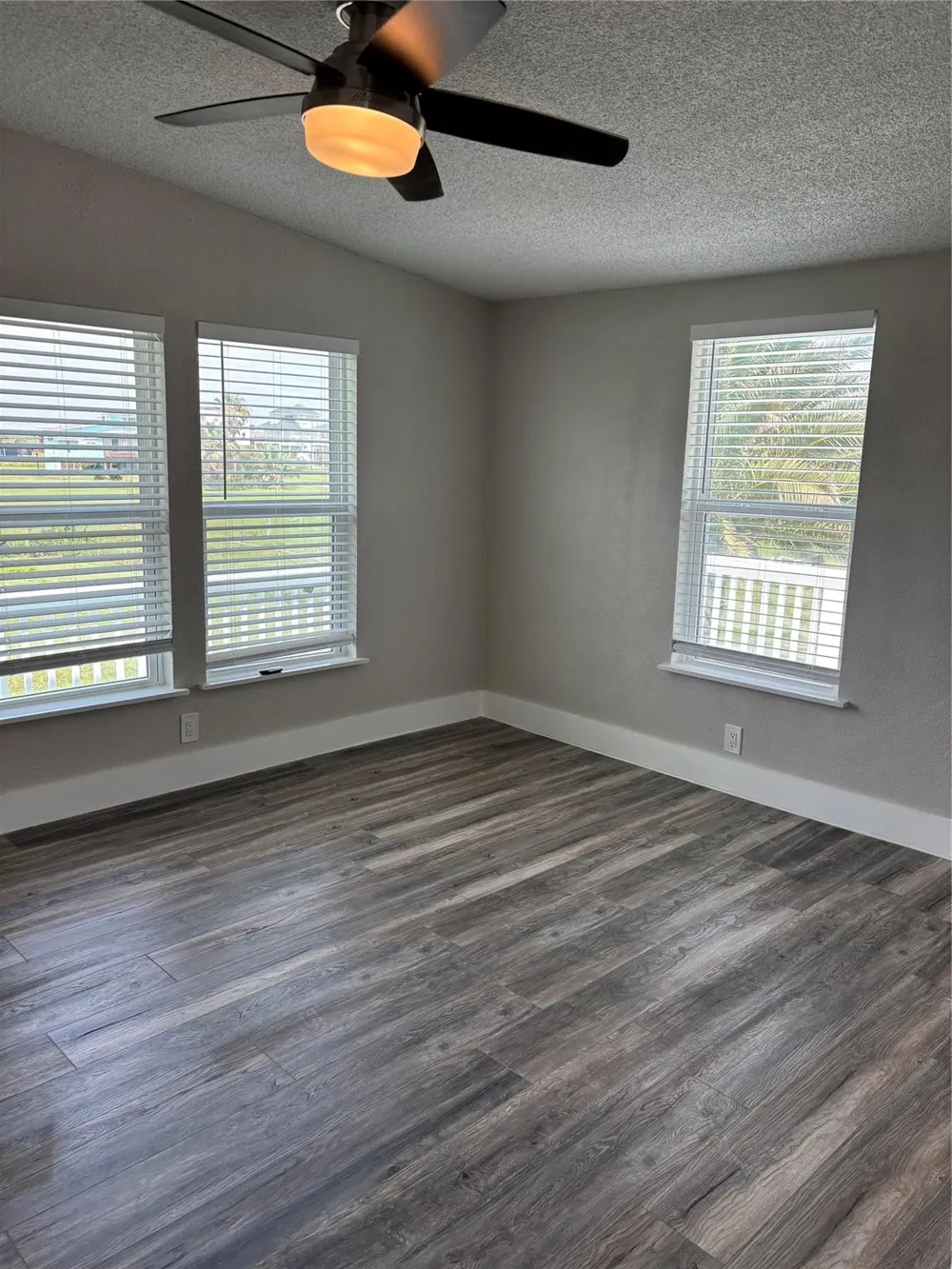 4110 3rd Street Galveston, TX 77554