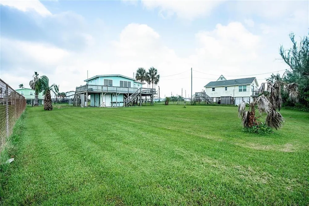 4110 3rd Street Galveston, TX 77554