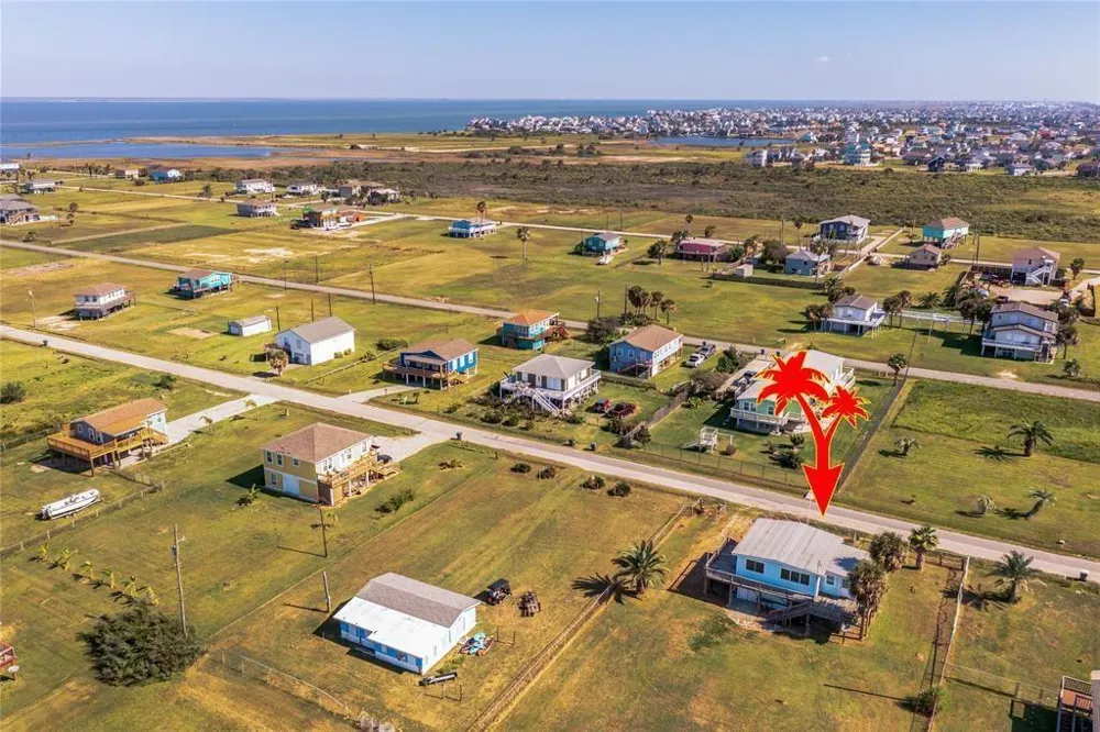 4110 3rd Street Galveston, TX 77554