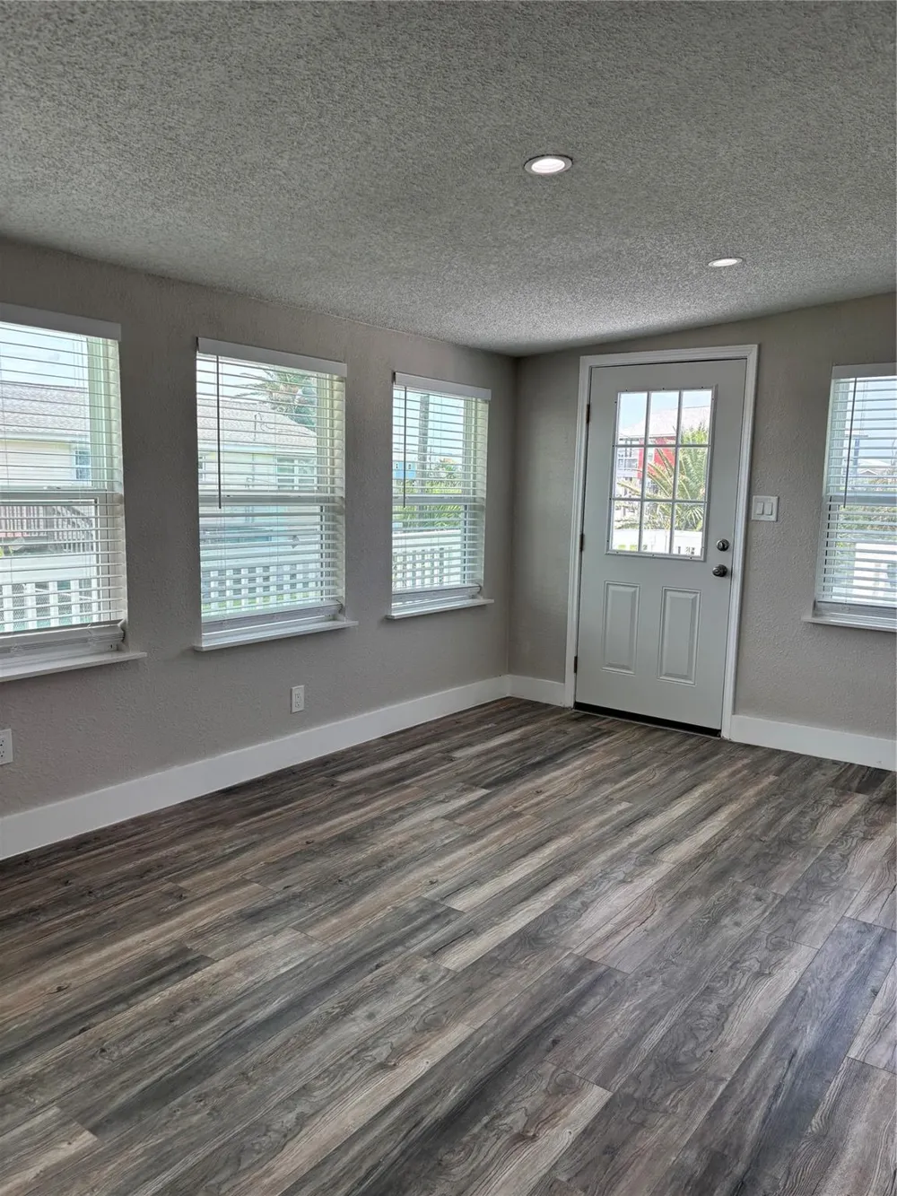 4110 3rd Street Galveston, TX 77554