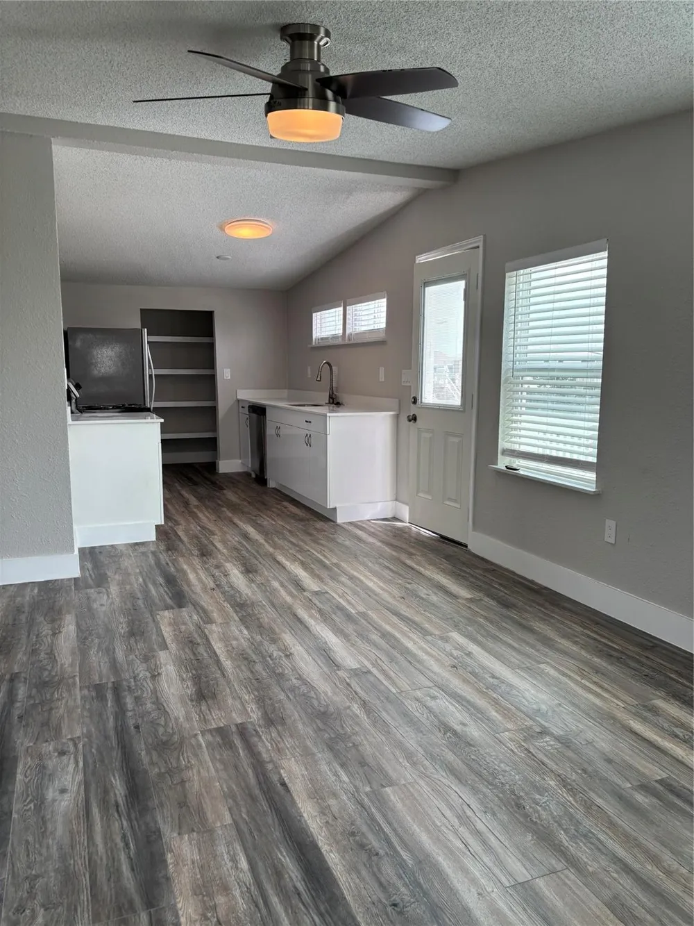 4110 3rd Street Galveston, TX 77554