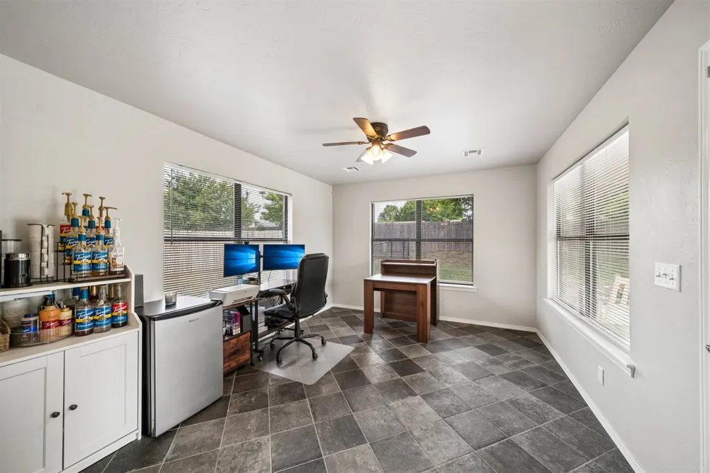 1111 Crozier St Perkins, OK 74059