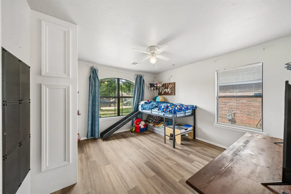 1111 Crozier St Perkins, OK 74059