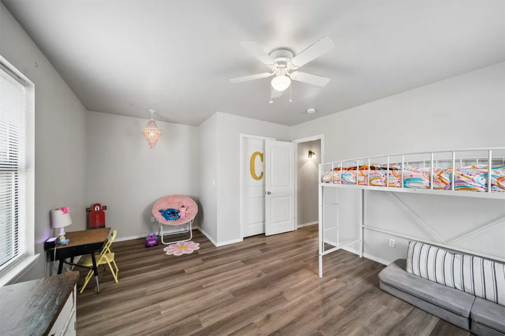 1111 Crozier St Perkins, OK 74059