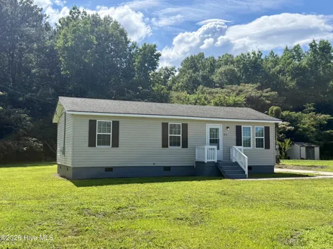 813 Meadow Road