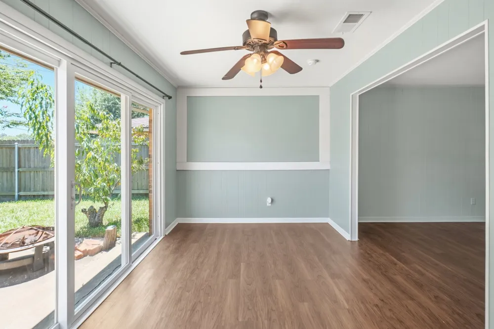2903 Melmar Park Street Commerce, TX 75428