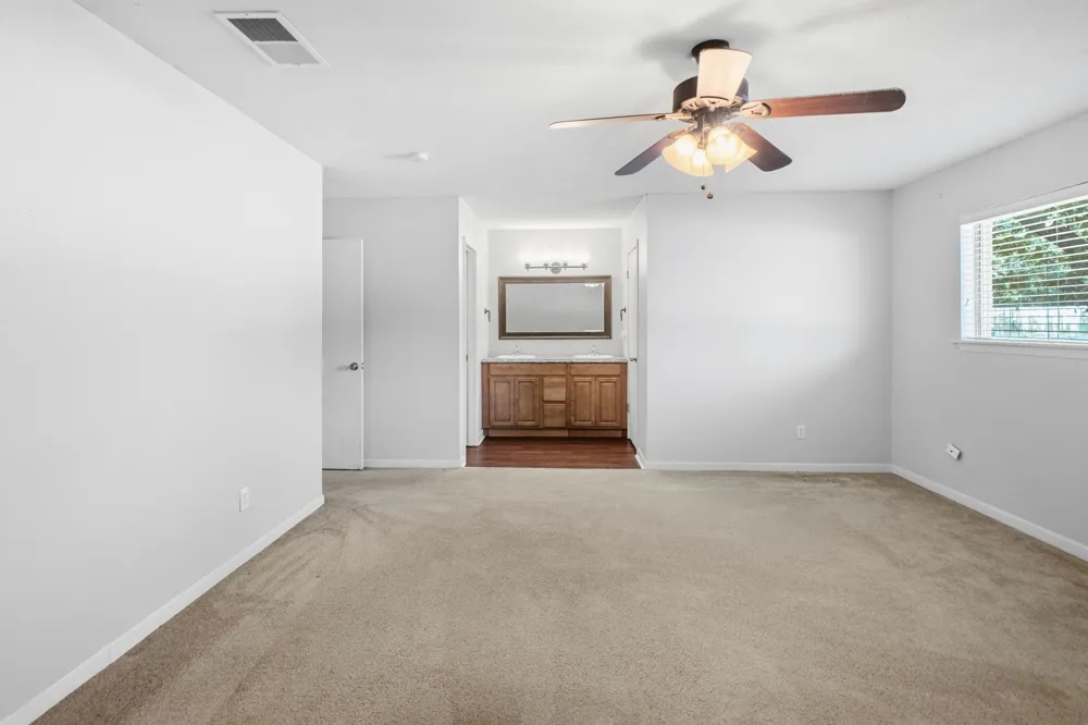 2903 Melmar Park Street Commerce, TX 75428