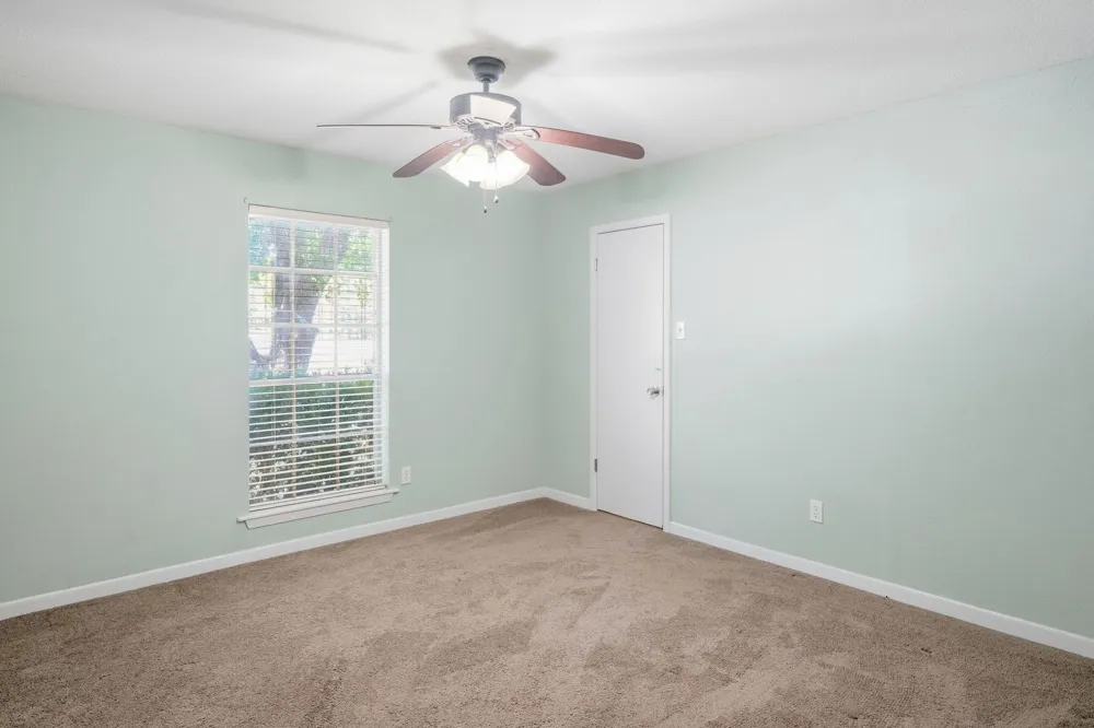 2903 Melmar Park Street Commerce, TX 75428