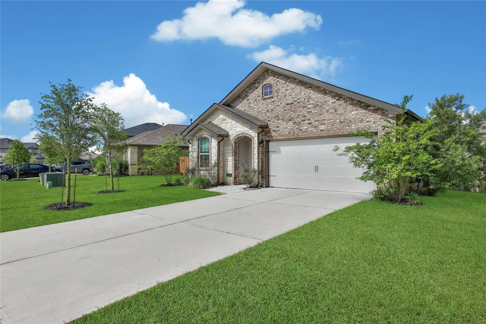 20975 New Proper Drive New Caney, TX 77357