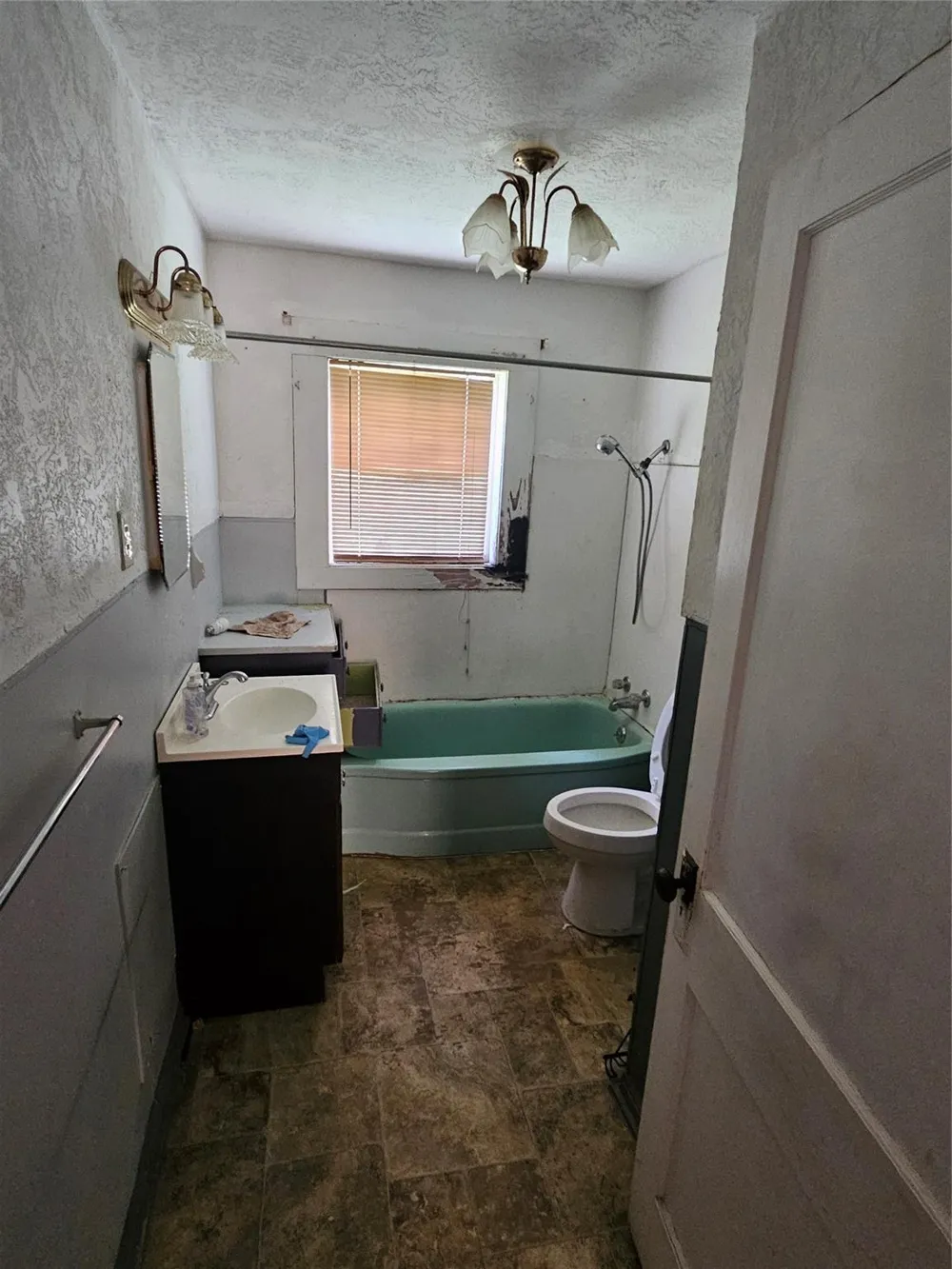 676 Burch Street Jasper, TX 75951