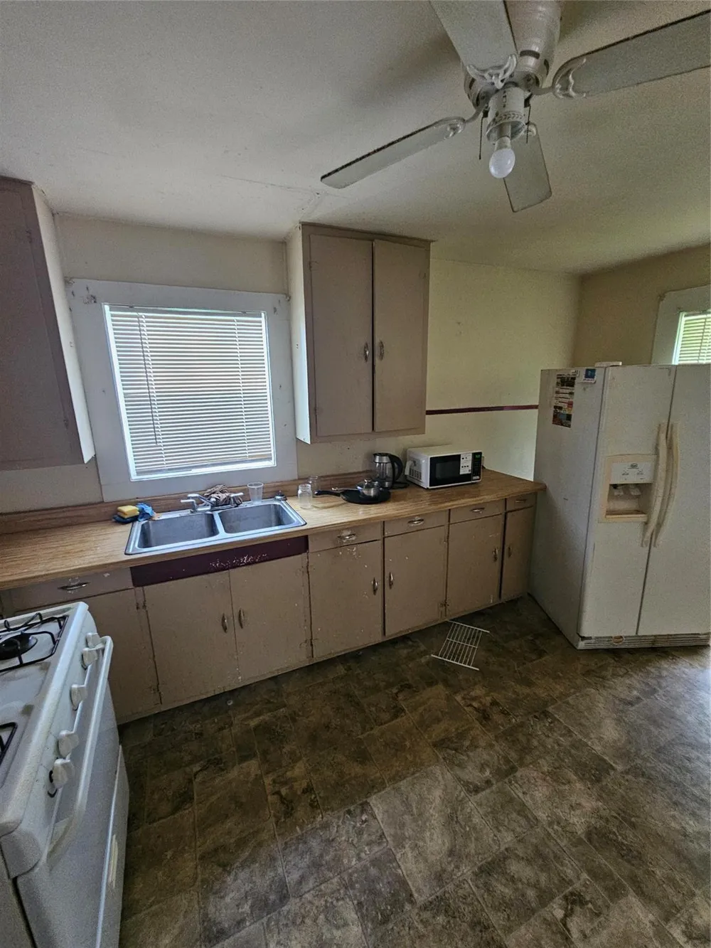 676 Burch Street Jasper, TX 75951