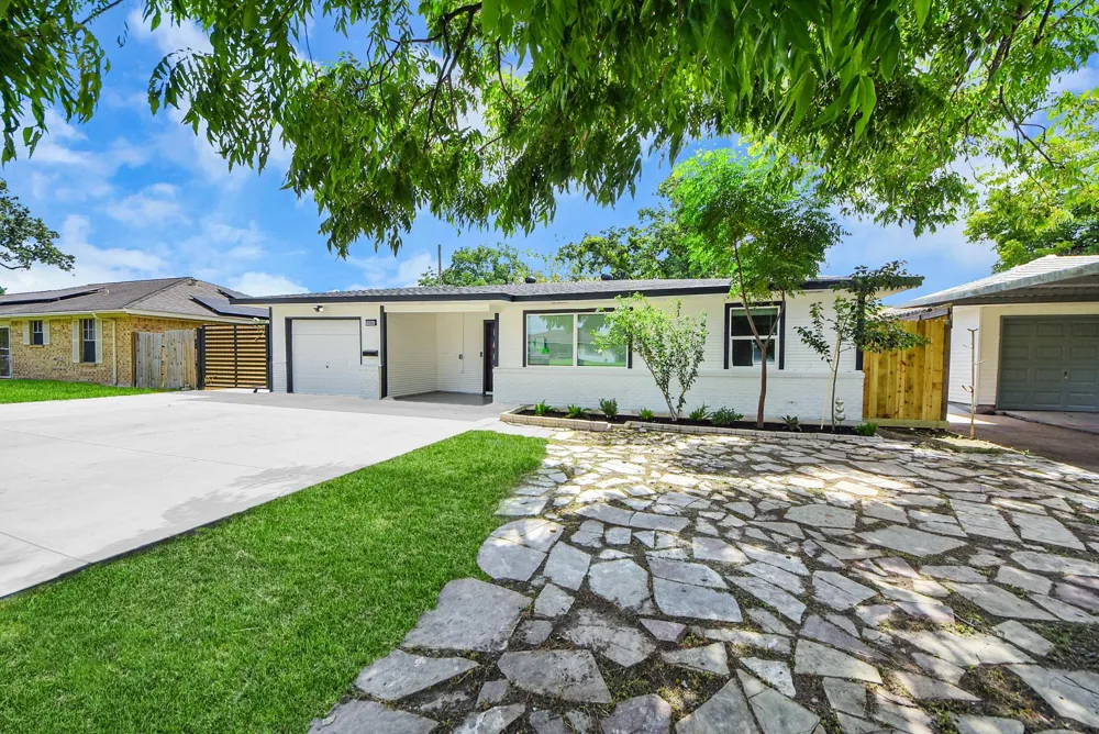 1503 Locklaine Drive Pasadena, TX 77502