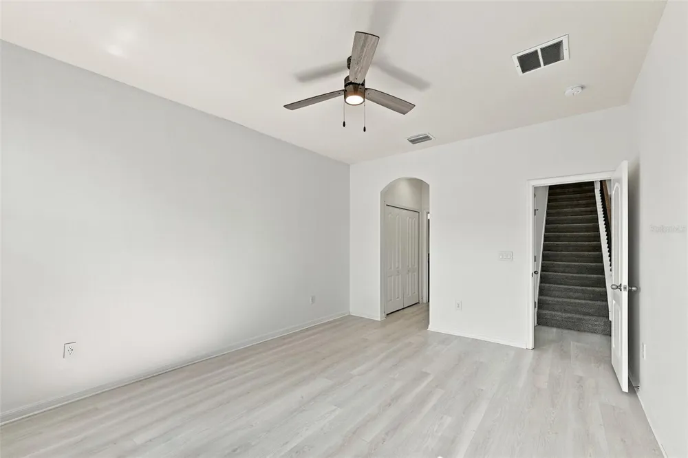 5156 BAY ISLE CIRCLE Clearwater, FL 33760