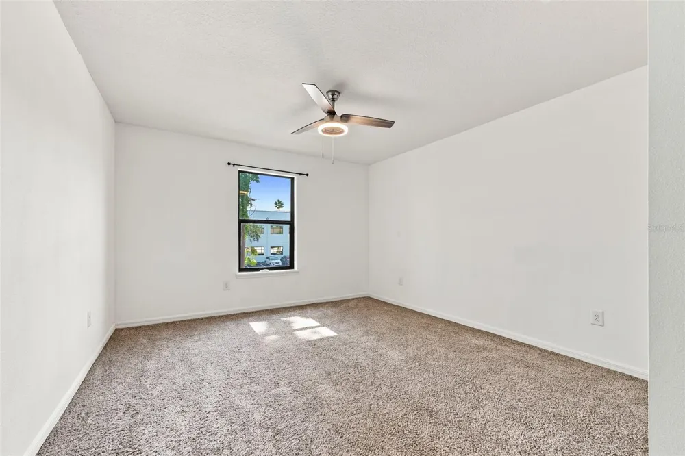 5156 BAY ISLE CIRCLE Clearwater, FL 33760