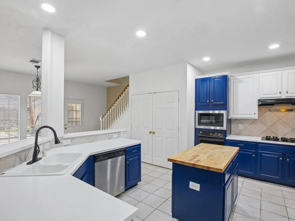 1207 Peregrine Drive Friendswood, TX 77546