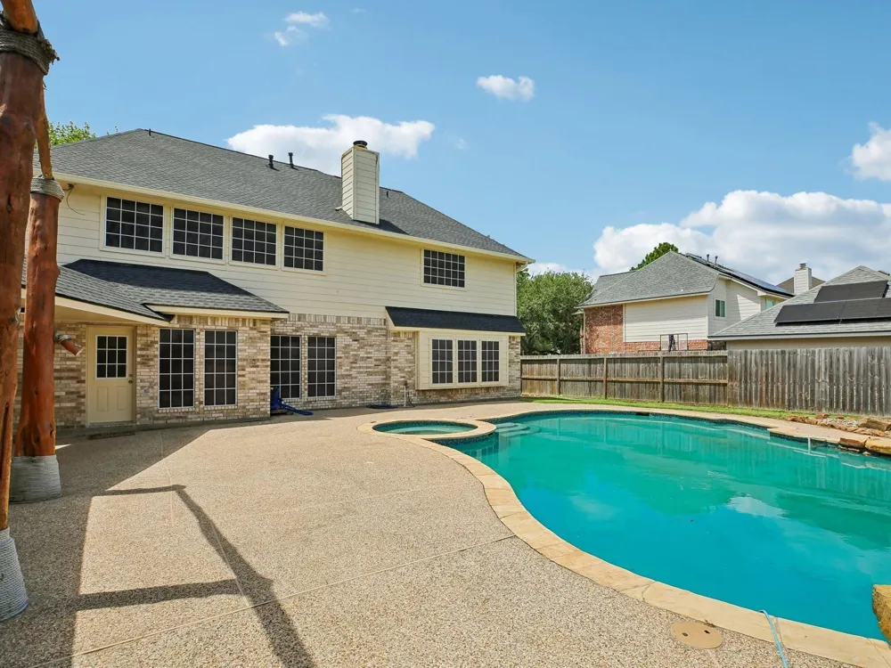 1207 Peregrine Drive Friendswood, TX 77546
