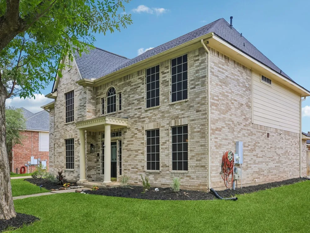 1207 Peregrine Drive Friendswood, TX 77546