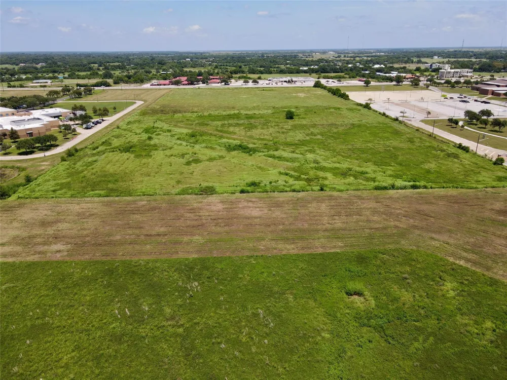 7th Street Bay City, TX 77414