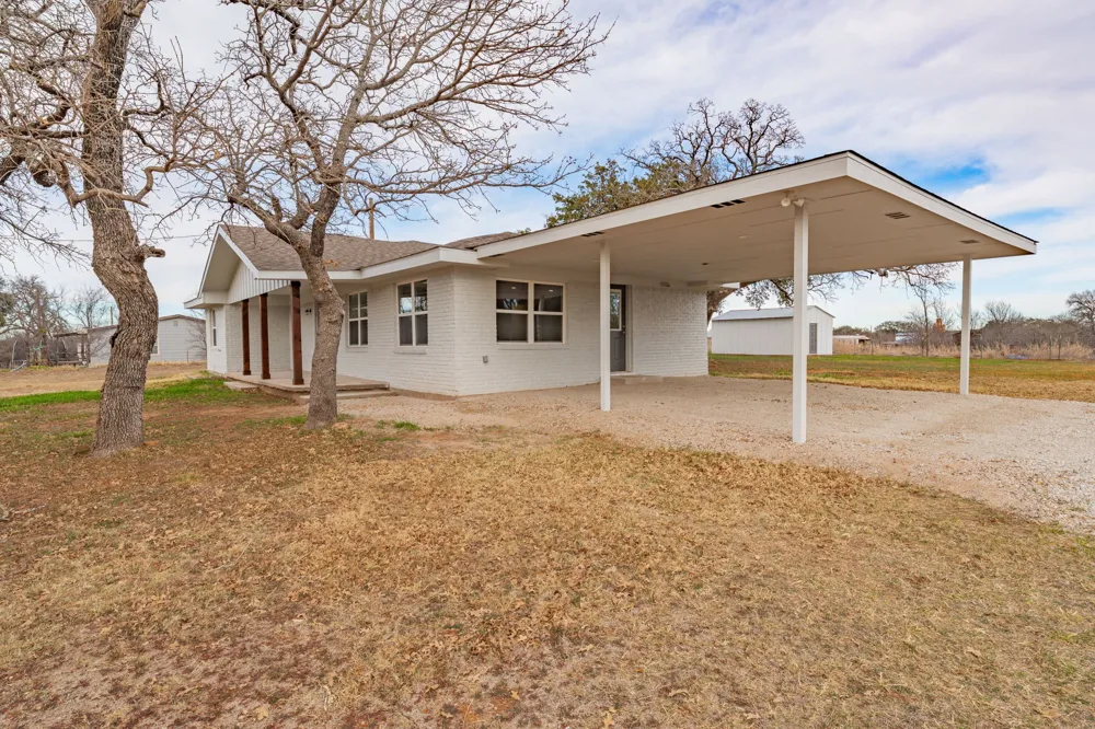3041 Old Bunger Road S Graham, TX 76450