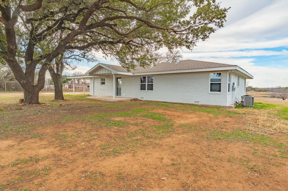 3041 Old Bunger Road S Graham, TX 76450