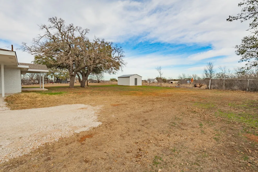 3041 Old Bunger Road S Graham, TX 76450